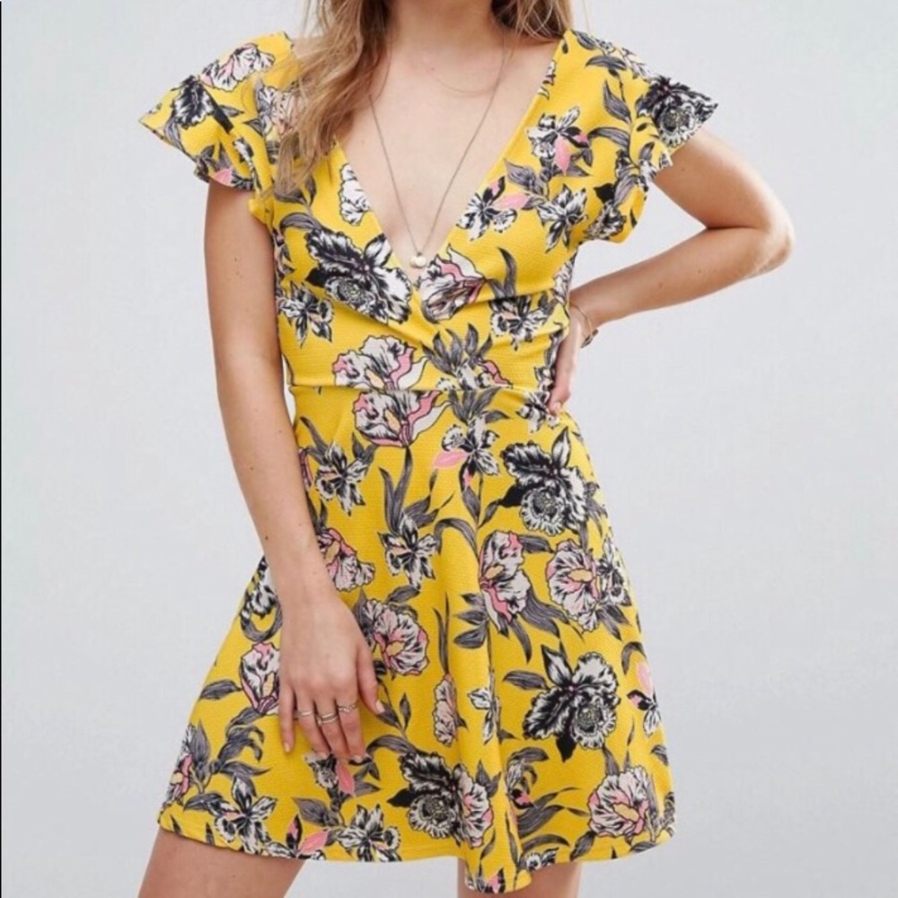 Boohoo tie back skater dress WORN ONCE